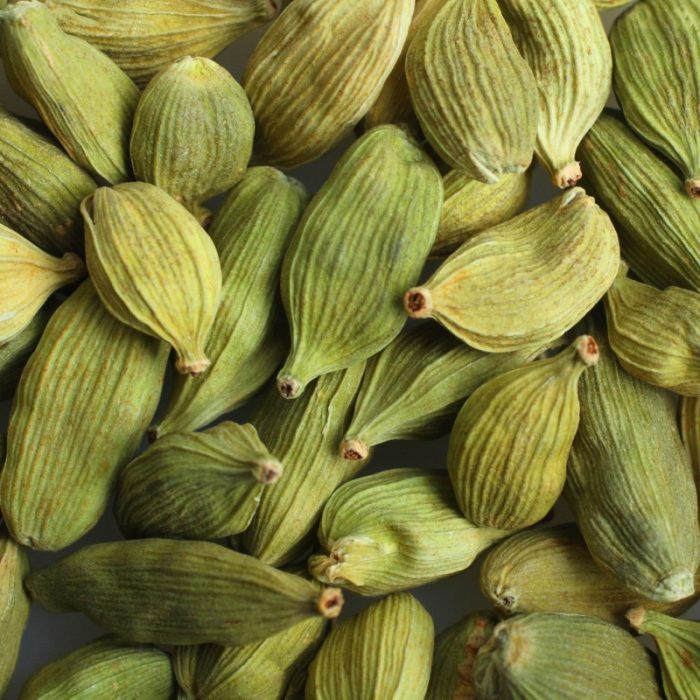 CARDAMOMO VERDE ENTERO PREMIUM